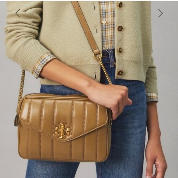 Tory Burch Kira Quilted Camera Bag in Toasted Sesame - Picture 3 of 11